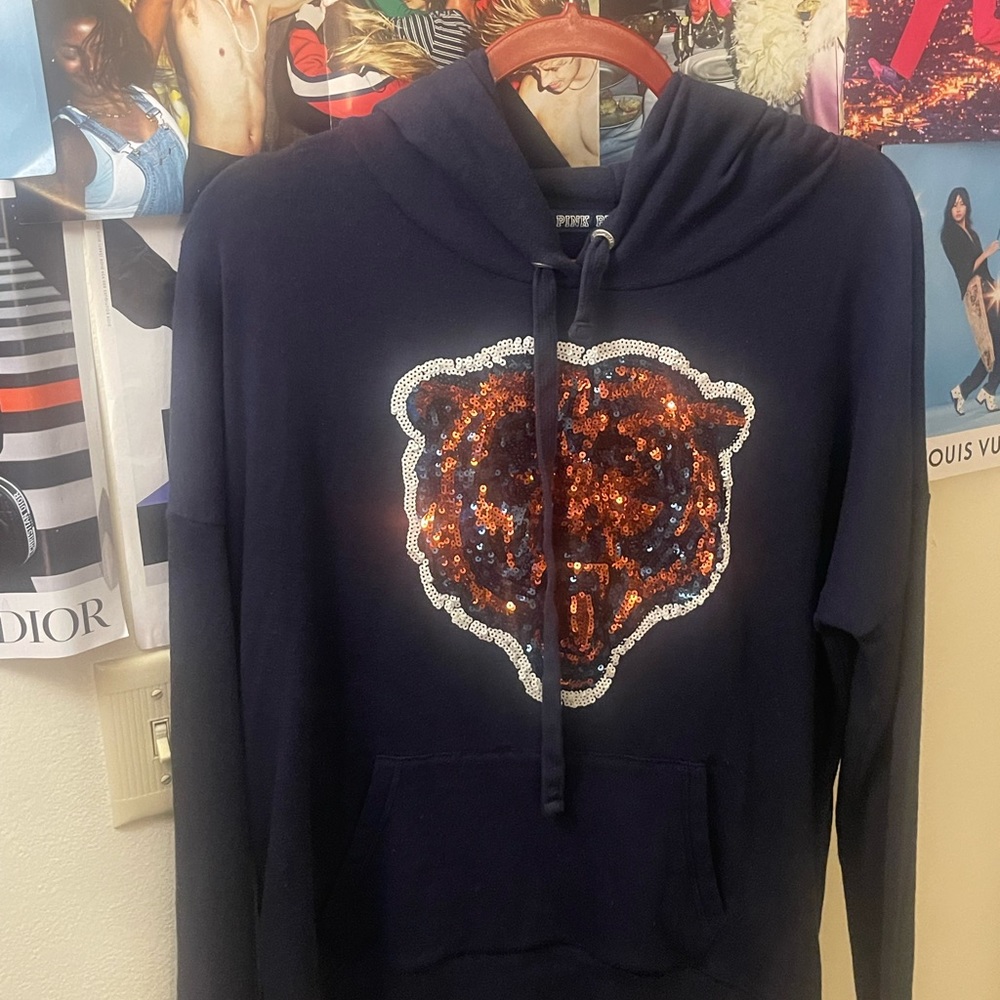 🦁💙🧡 PINK CHICAGO BEARS SWEATER 🧡💙🦁
